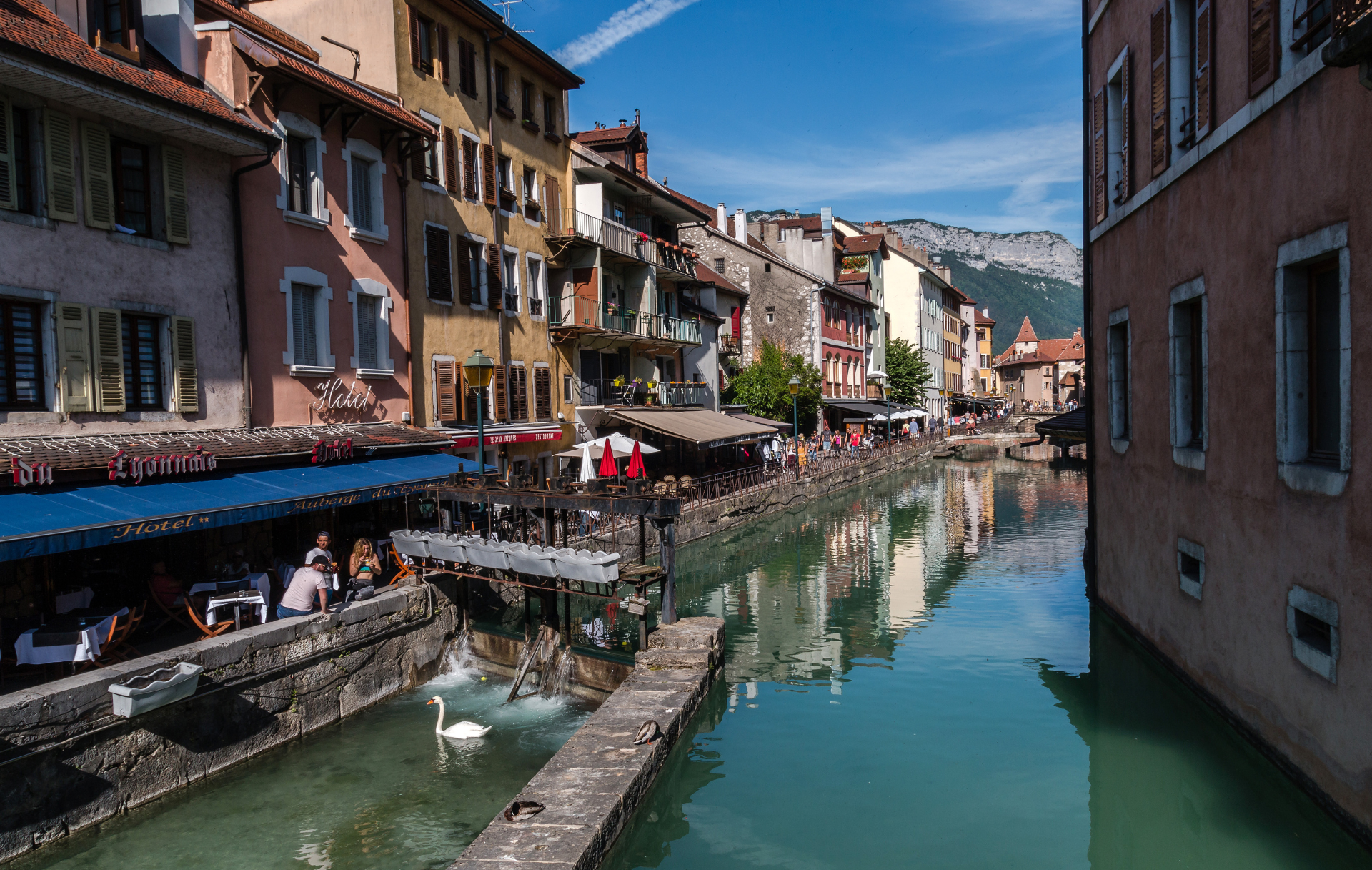 Envie d&rsquo;un changement de décor ? Annecy, l&rsquo;autre visage des vacances en montagne