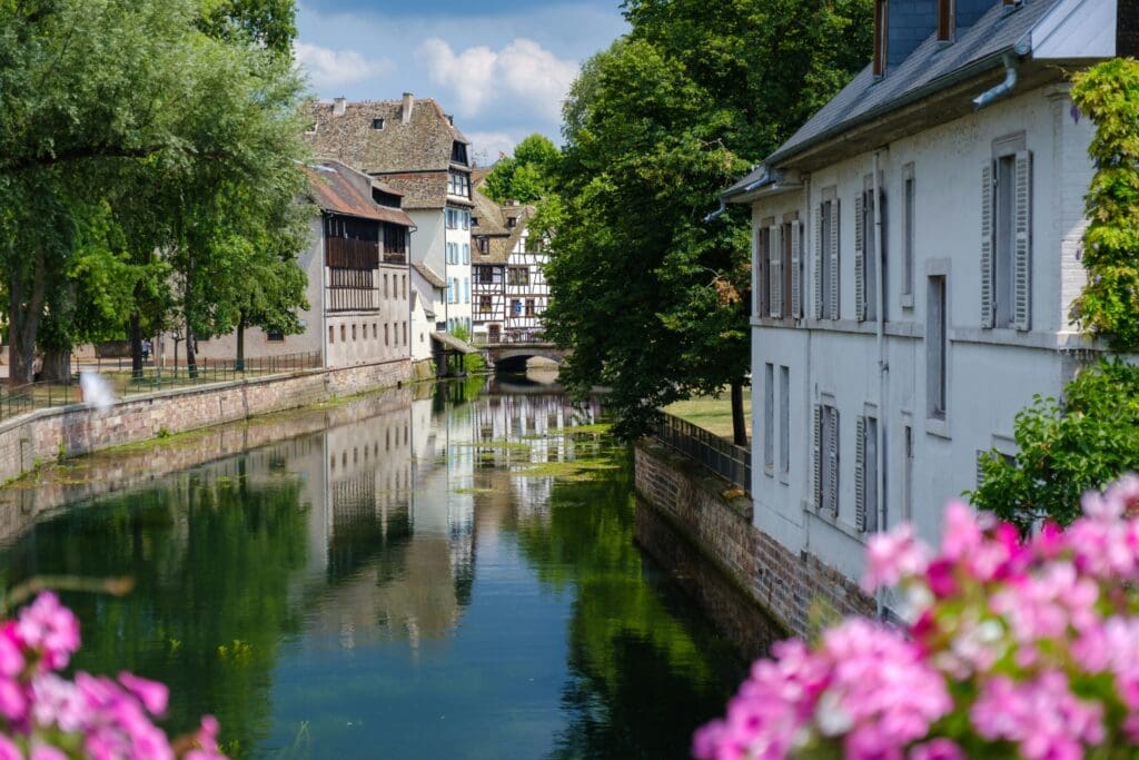 Comment trouver une agence de voyage pas cher à Strasbourg ?