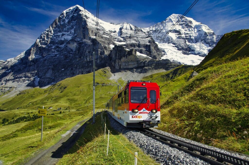 Comment voyager en train de Paris à Nice ?