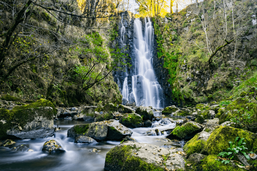 Comment organiser ses vacances sportives en Auvergne ?
