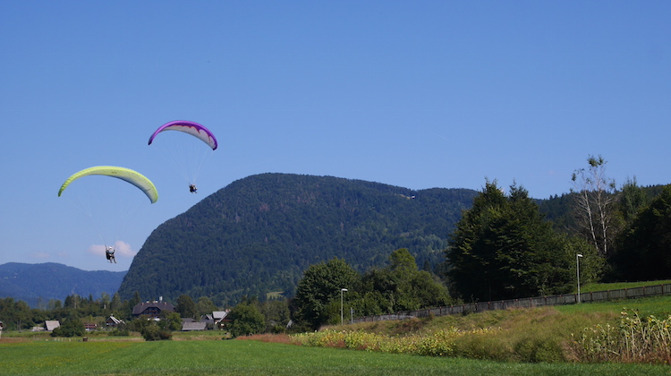Parachutisme slovénie en plein air
