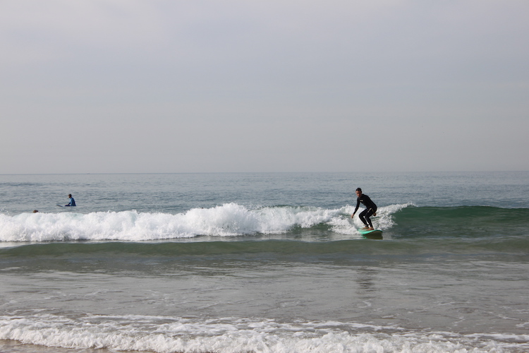 Spot de surf repéré : Costa da Caparica au Portugal