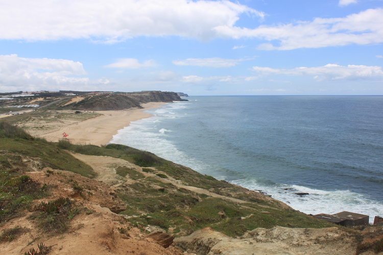 Vaste plage d'Ericeira Portugal