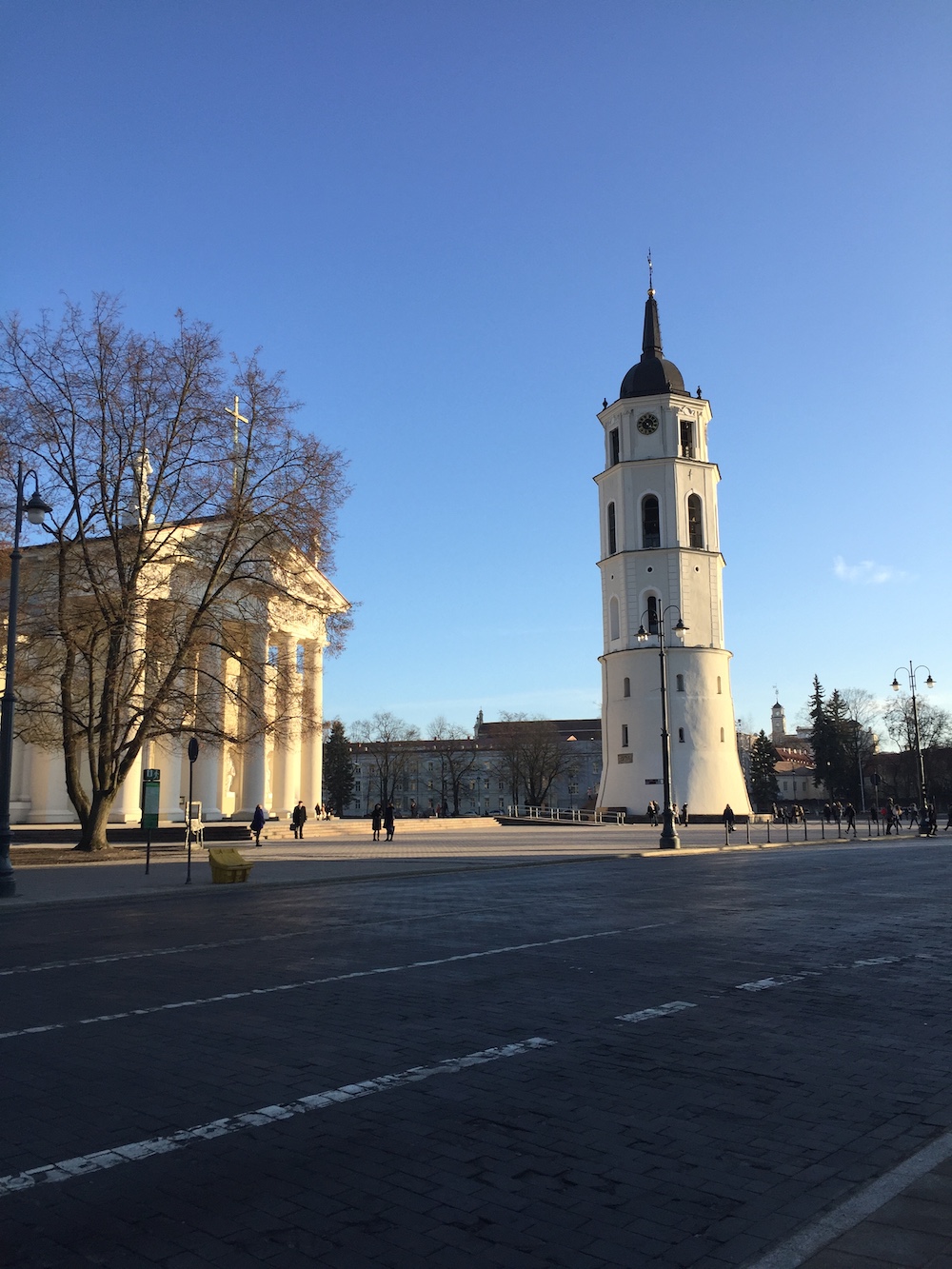 Tour de l'horloge des monuments de Vilnius