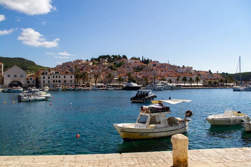Que faire à Hvar : visiter ces lieux incroyables