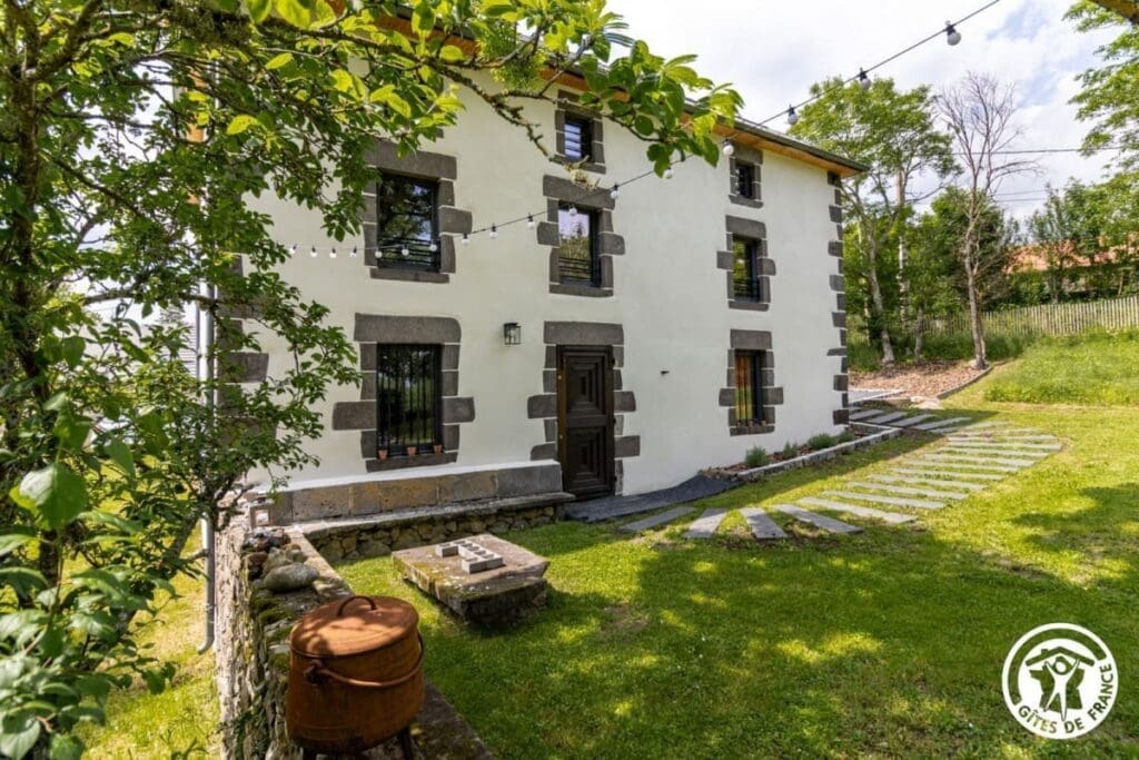 Découvrez les meilleures activités à faire en gîte en Auvergne en 2025
