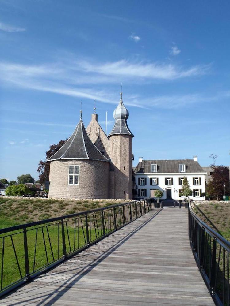 hôtels spéciaux château pays-bas