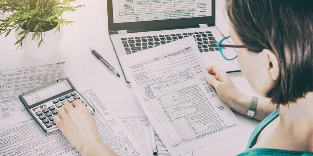 Calcul de l&rsquo;abattement pour les auto-entrepreneurs: tout ce que vous devez savoir