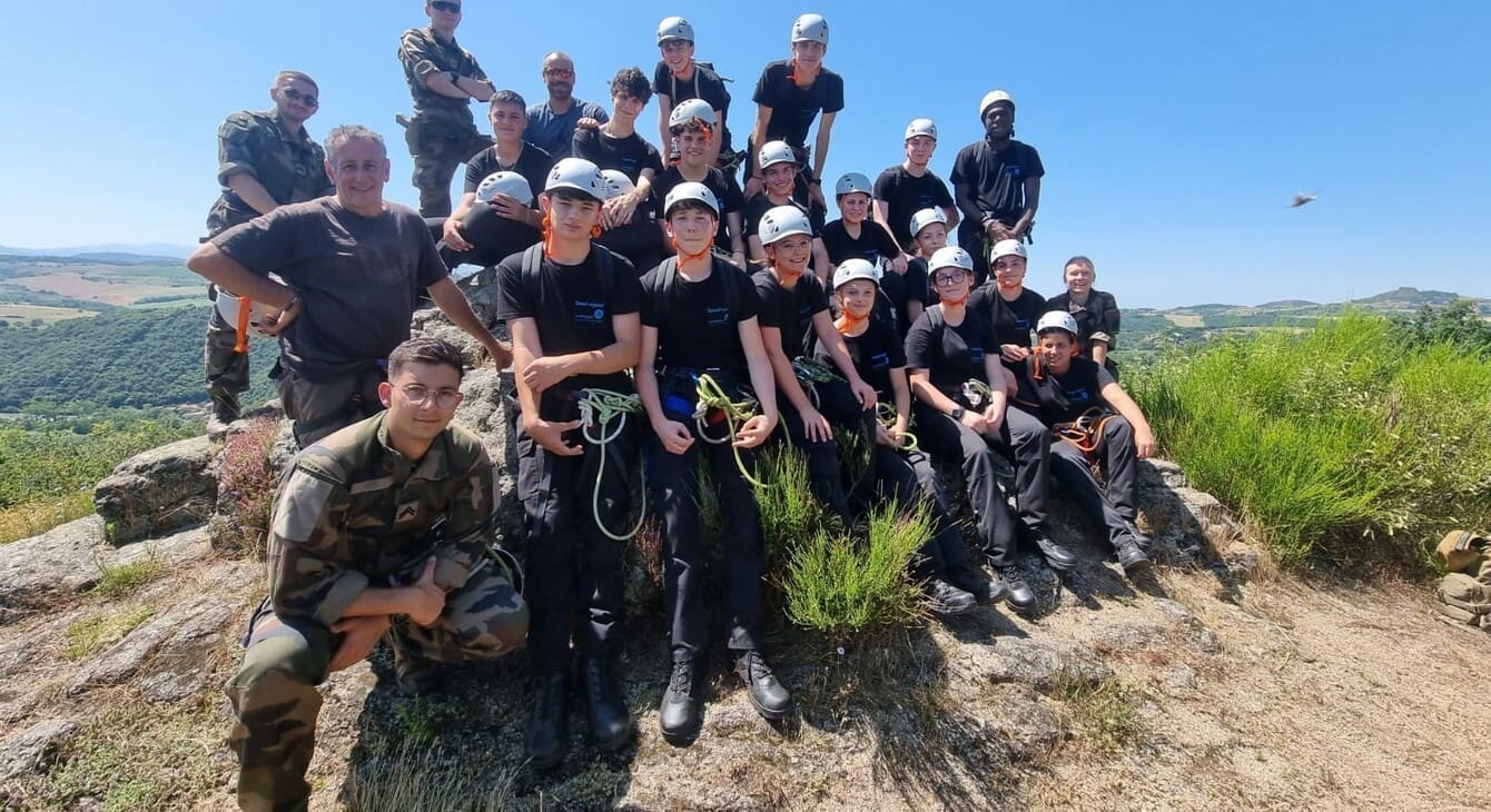 découvrez le séjour scolaire classe auvergne 2025 : activités éducatives, nature préservée et patrimoine local pour une expérience inoubliable avec vos élèves au cœur de l'auvergne.