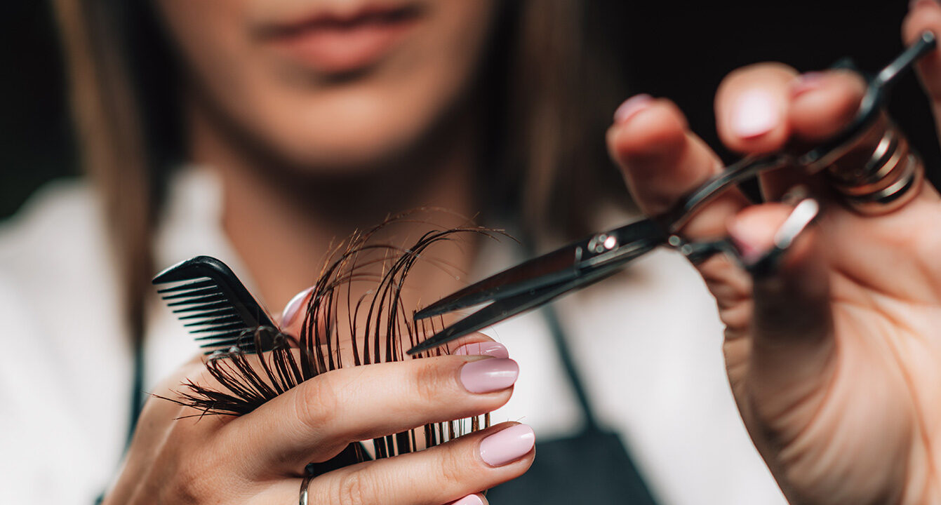 Comment profiter des frais de coiffeur déductibles des impôts : tout ce que vous devez savoir