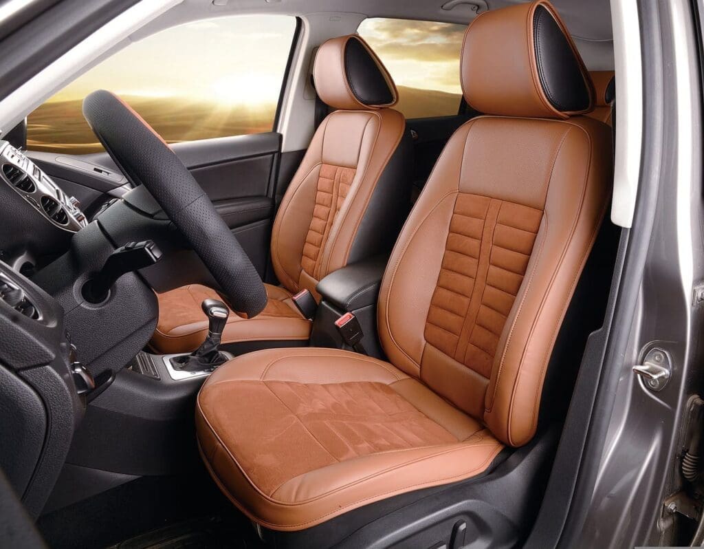 Comment nettoyer les sièges en simili cuir de sa voiture ?