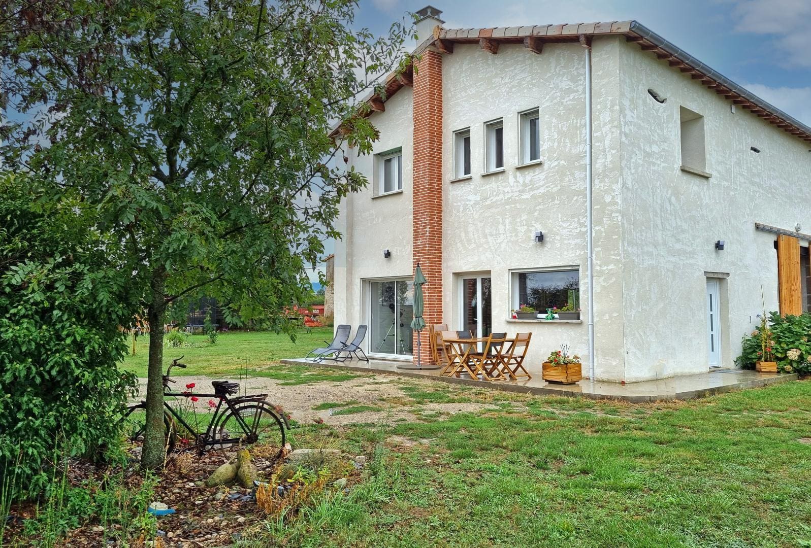 découvrez les meilleures adresses des gîtes de france en auvergne pour 2025 et profitez d'un séjour authentique et confortable au cœur de cette magnifique région.