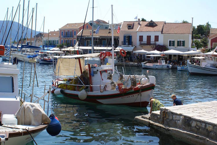Céphalonie Grèce port de pêche
