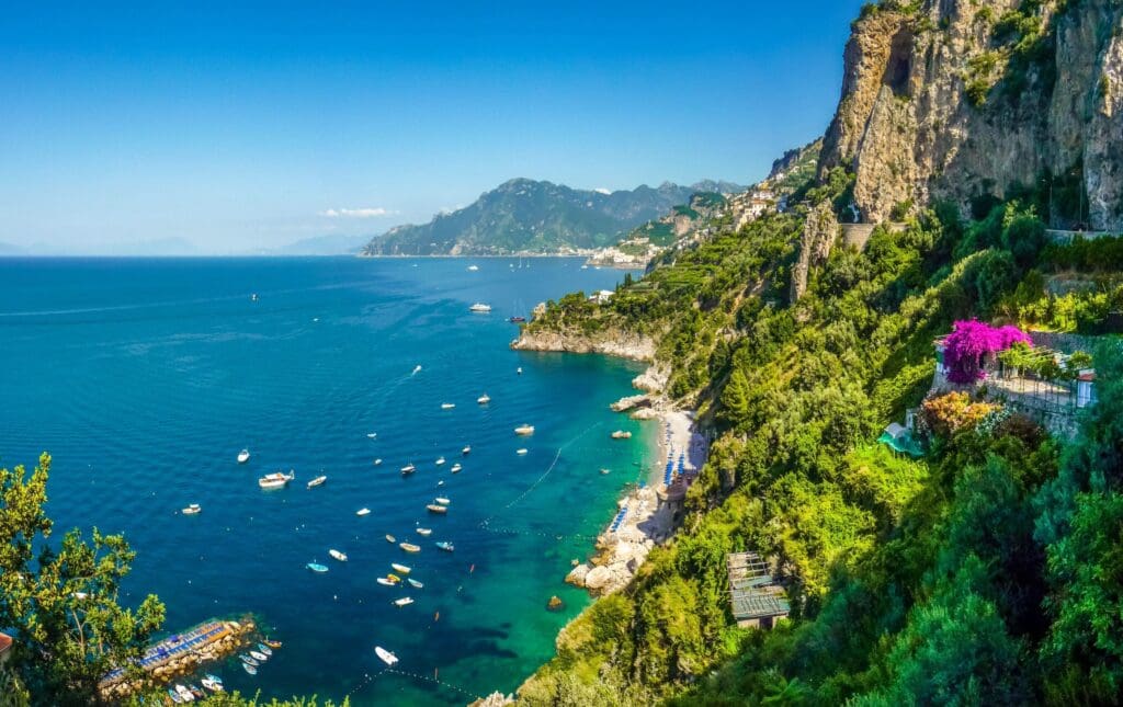 La Côte Amalfitaine : Le Joyau de Salerne À Découvrir En Italie