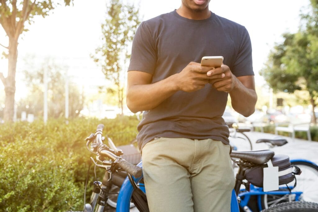 Le smartphone est-il un bon choix pour jouer aux casinos en ligne comme sgcasino ?