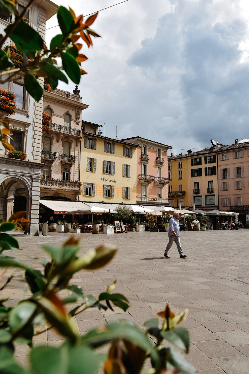 lac de lugano suisse places