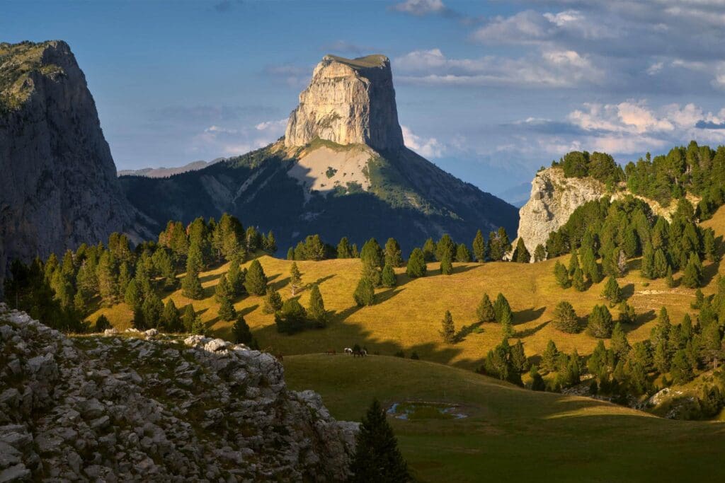 Découverte des paysages uniques d&rsquo;Auvergne Rhône-Alpes en 2025
