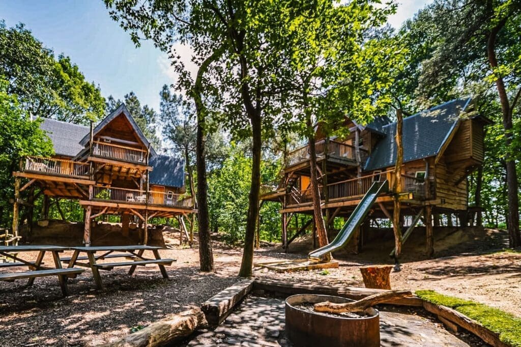 Dormir 11 fois dans une cabane dans les arbres au-dessus du sol hollandais !