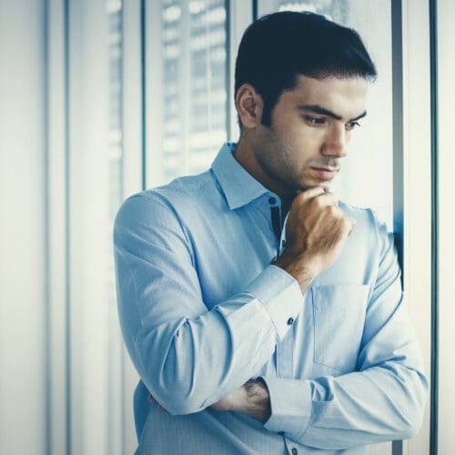 explorez la solitude des leaders, un phénomène souvent méconnu, mais profondément ressenti. découvrez comment les dirigeants naviguent dans l'isolement émotionnel tout en prenant des décisions cruciales et comment ils peuvent surmonter ces défis pour favoriser un environnement de travail collaboratif et inspirant.