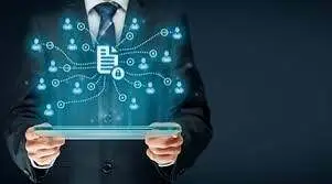 découvrez comment le télétravail impacte la dynamique d'équipe et explorez des stratégies efficaces pour maintenir collaboration, communication et cohésion à distance.