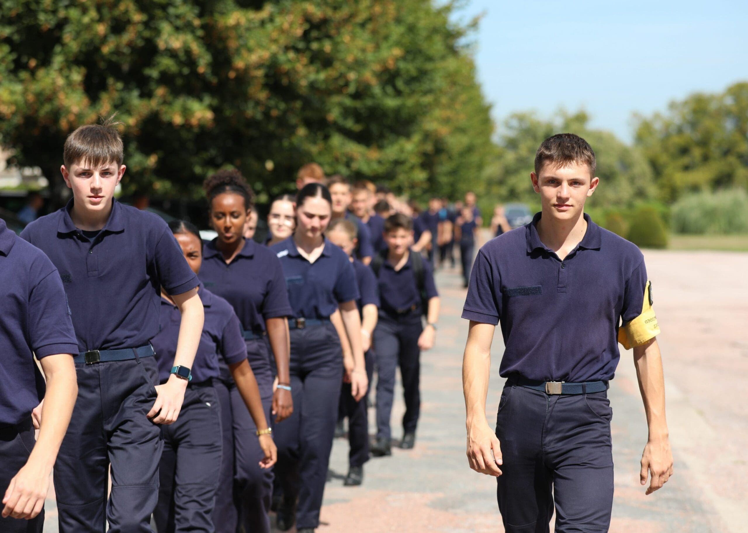 découvrez l'impact régional de l'uniforme en auvergne-rhône-alpes, une analyse des influences culturelles, sociales et économiques dans cette région dynamique.