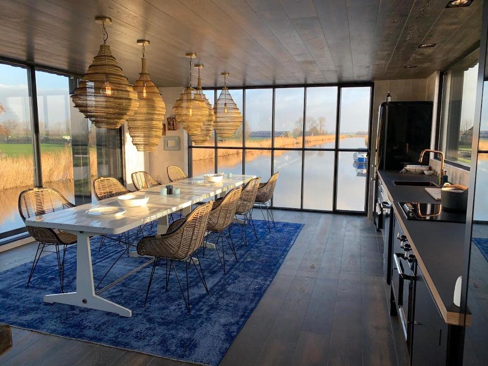 louer une villa sur l'eau aux pays-bas