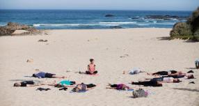 vacances de yoga au portugal au bord de la mer